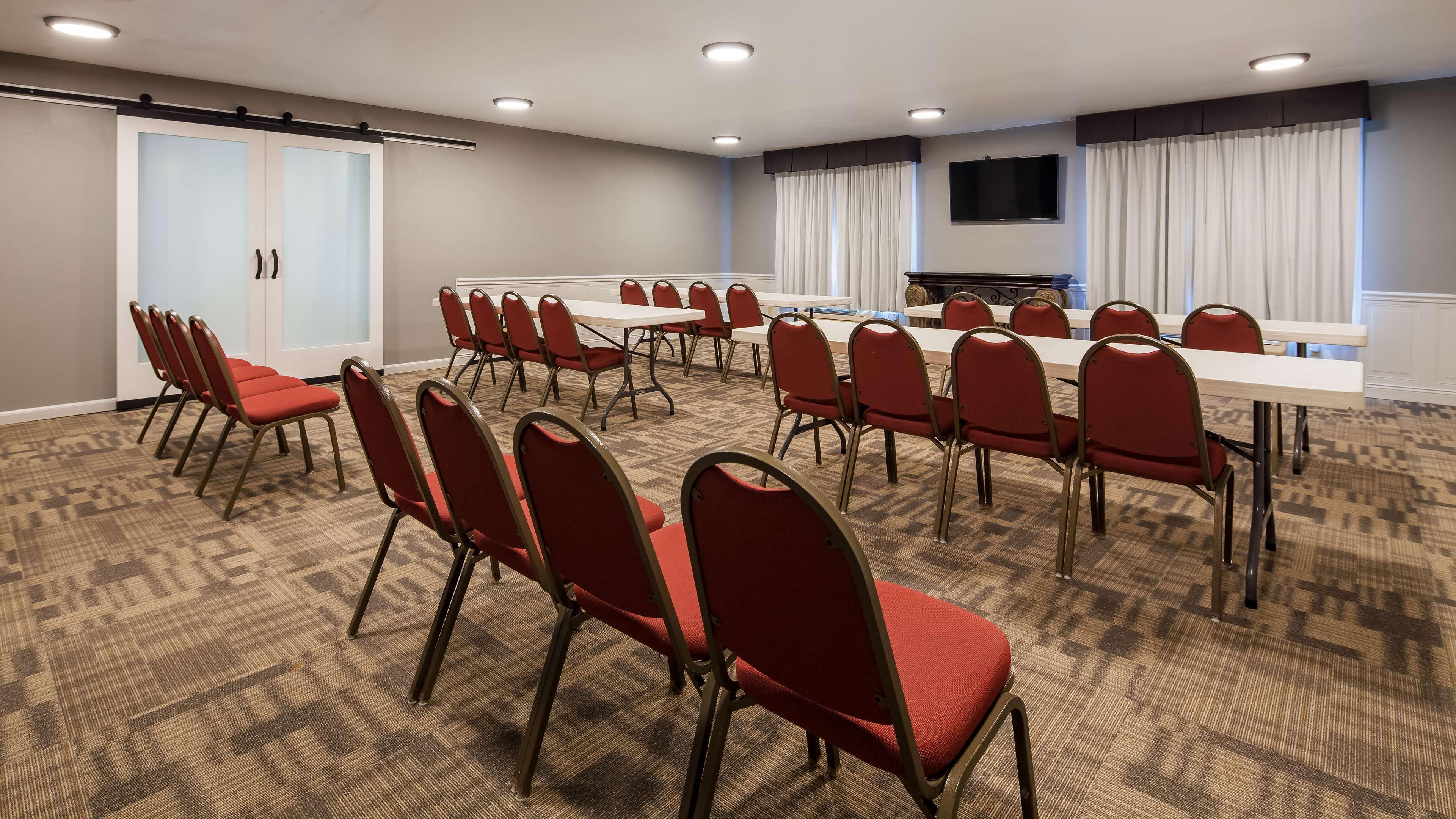 Best Western Plus Boardman Inn & Suites Poland Esterno foto