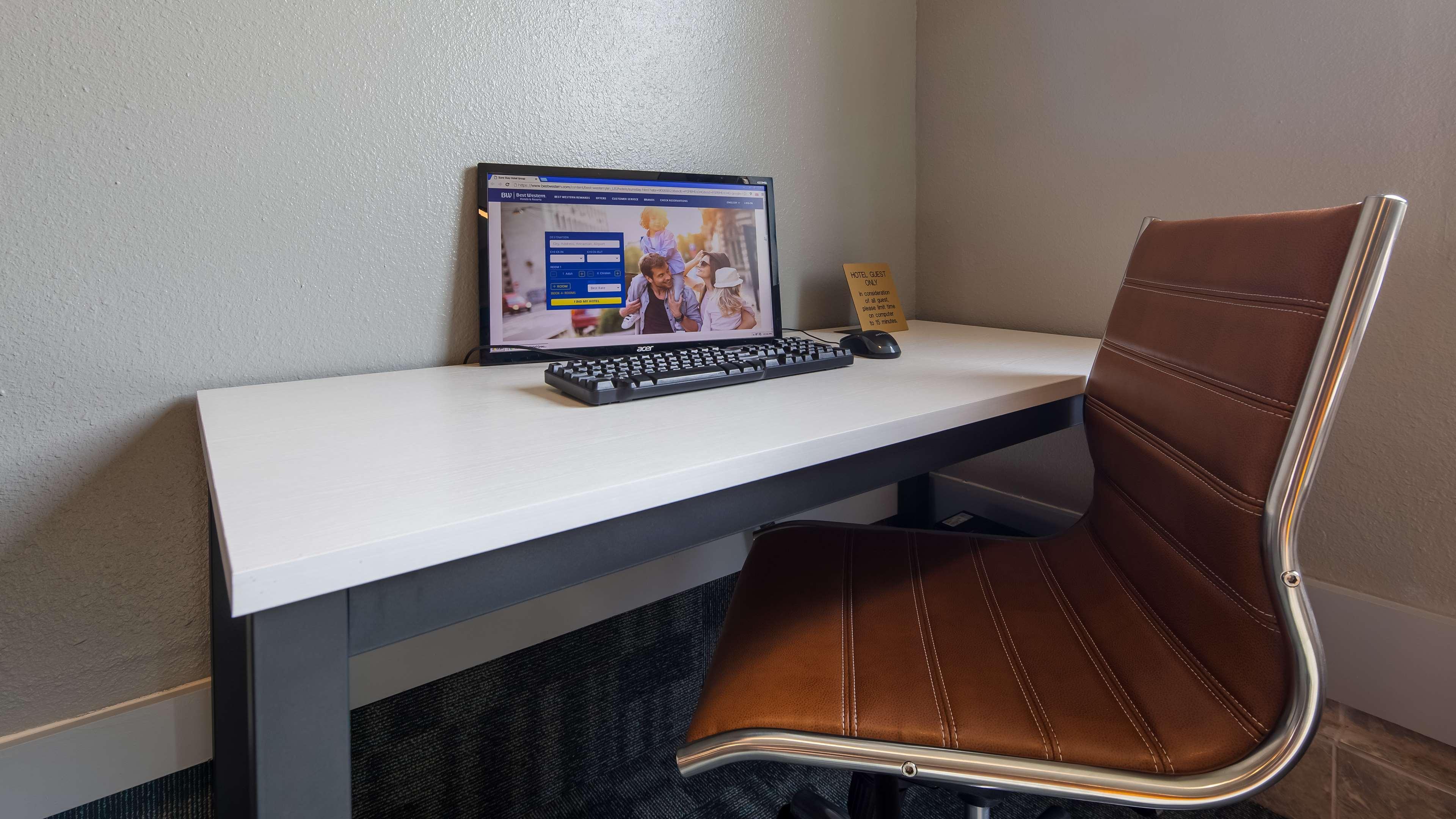 Best Western Plus Boardman Inn & Suites Poland Esterno foto