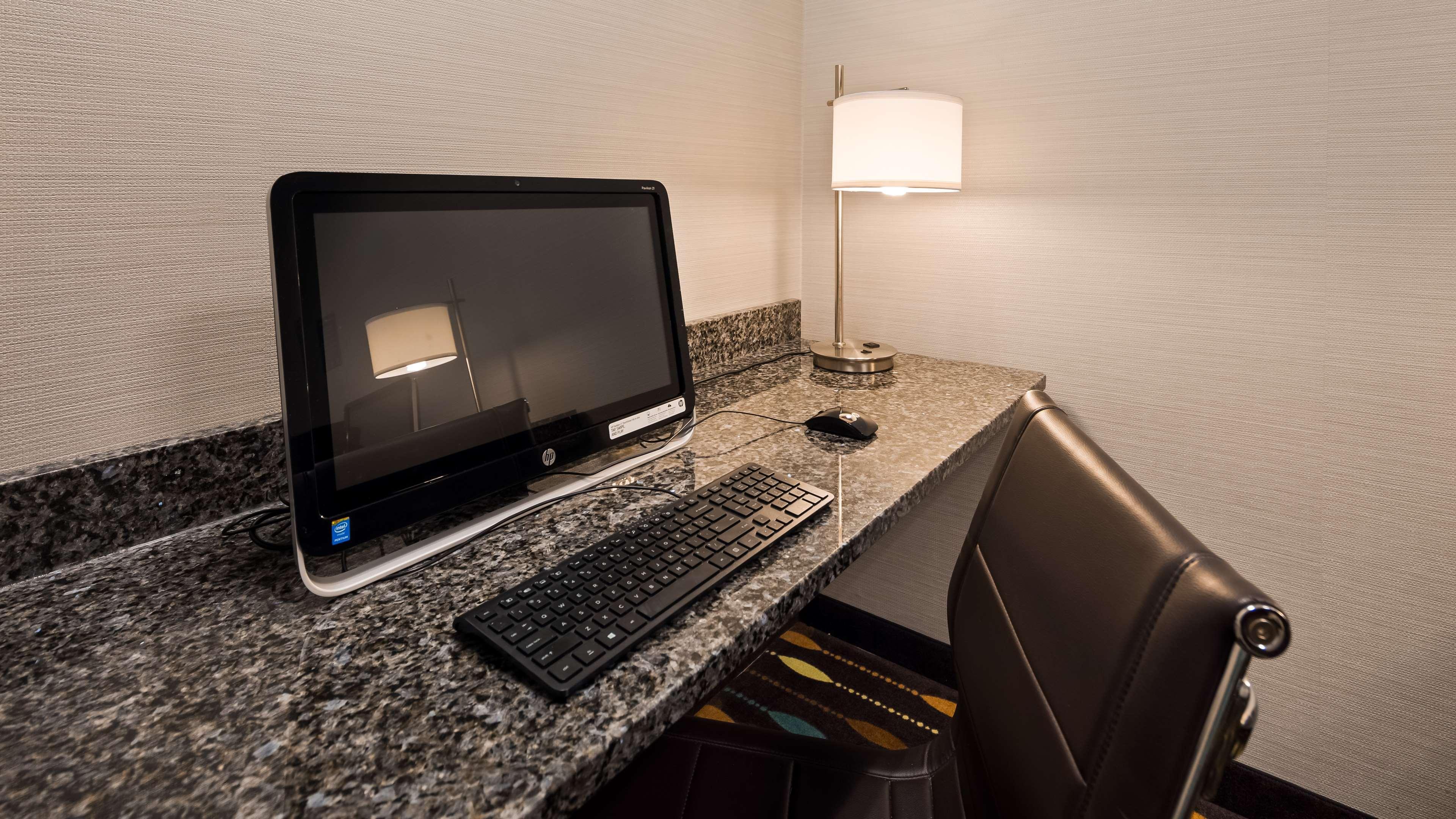 Best Western Plus Boardman Inn & Suites Poland Esterno foto